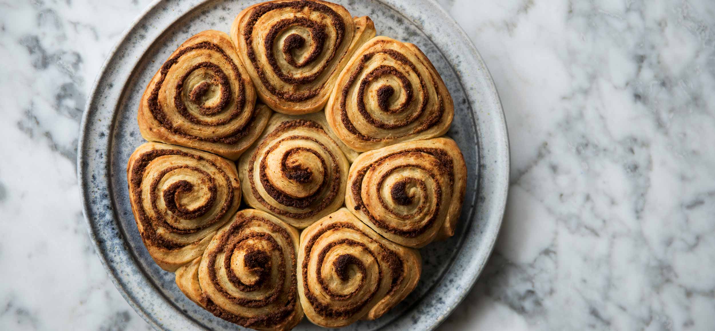 Cinnamon buns - HERMESETAS AU
