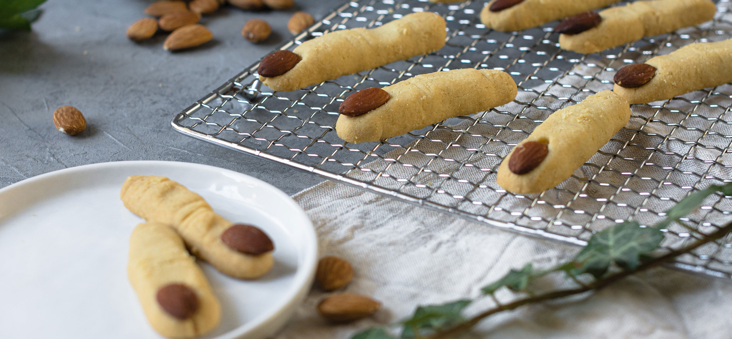 Gruesome witches’ fingers for Halloween - HERMESETAS AU